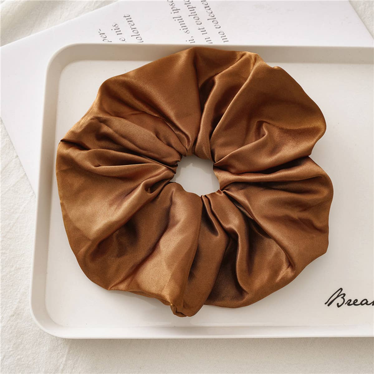 FASHIONABLE WIDE-BRIMMED HAIR TIE_CWAHA0845