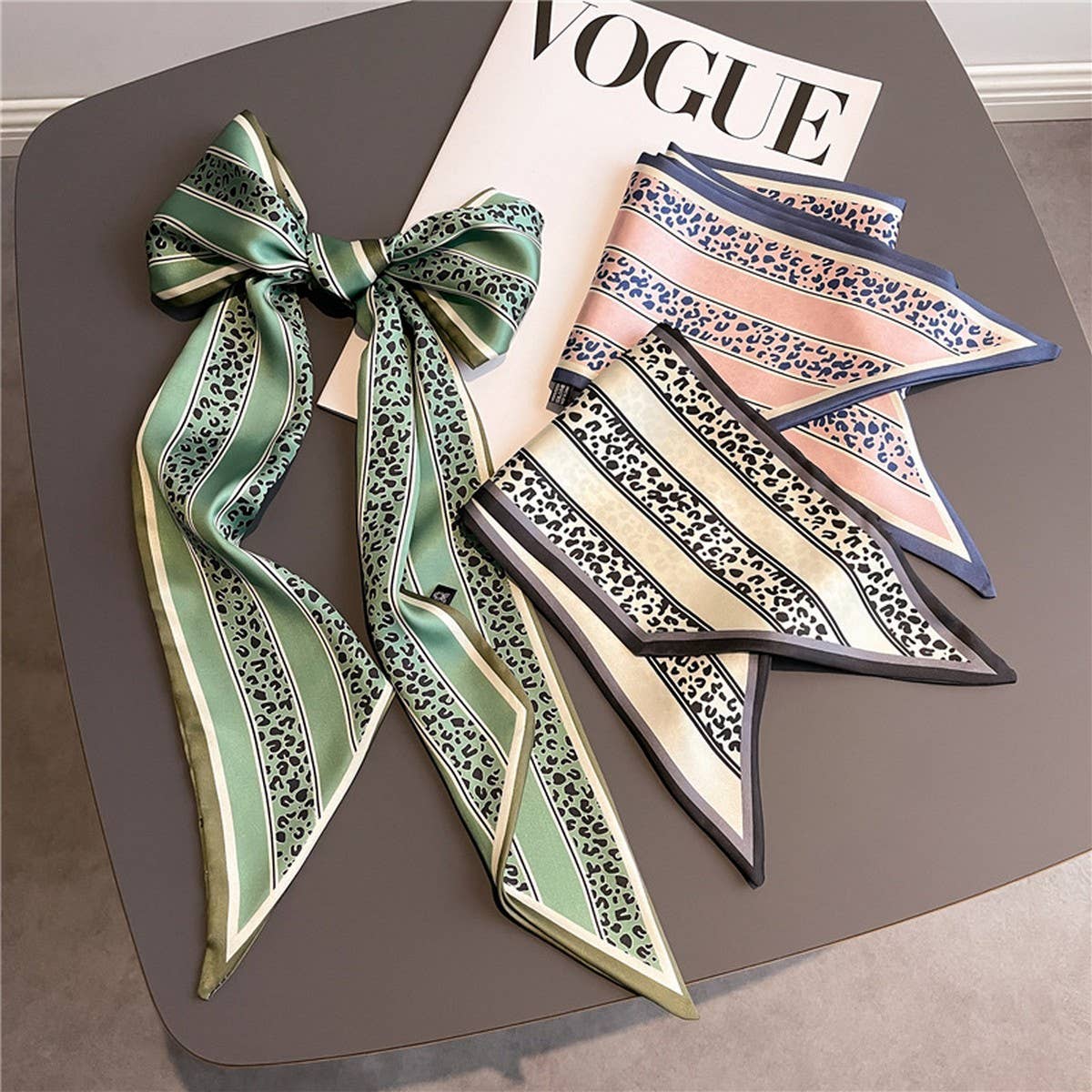FASHIONABLE AND VERSATILE DOUBLE-LAYER HEAD SCARF_CWASC1513