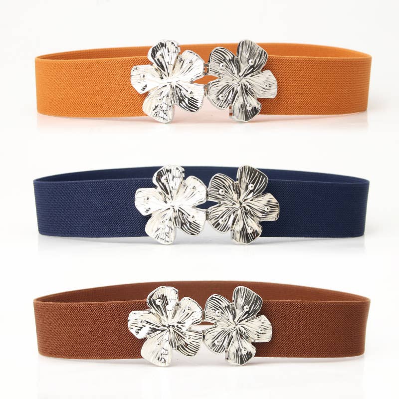 Fashionable flower-buckle decorated belt