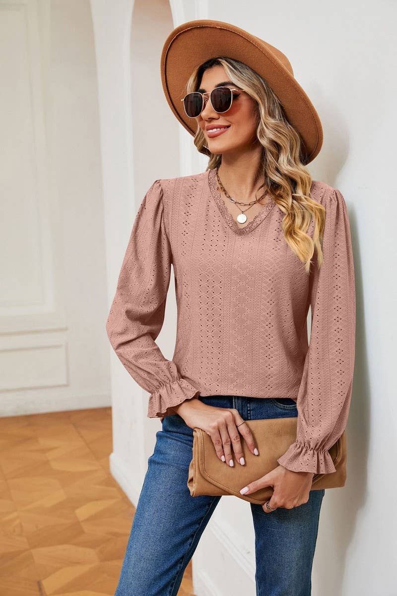 CWTBLL2394_V-NECK LONG-SLEEVED HOLLOW LACE PATCHWORK TOP