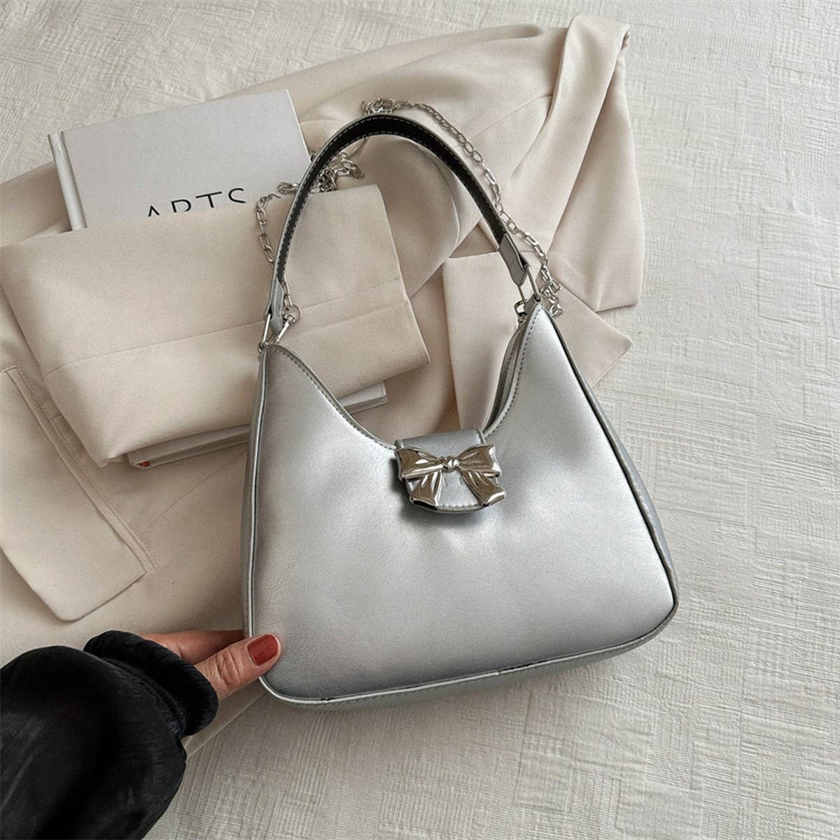 FASHIONABLE CUTE SWEET BOW UNDERARM BAG_CWAB3301