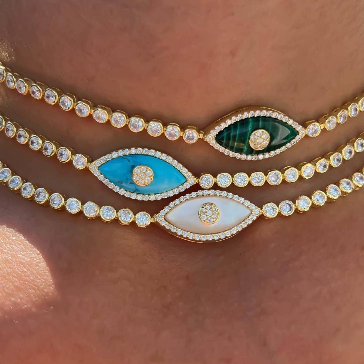 FASHIONABLE DEVIL'S EYE ZIRCON CLAVICLE NECKLACE