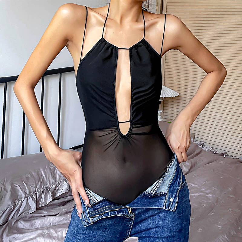 Backless, off-the-neck, hollowed-out jumpsuit