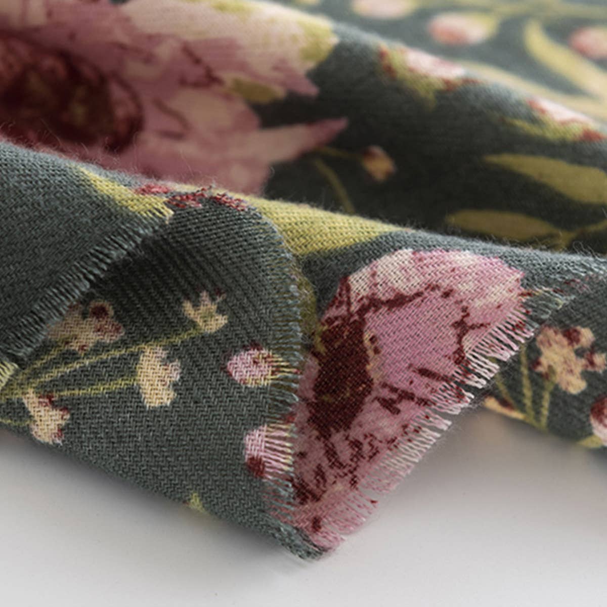 Floral Print Winter Scarf??Soft Elegant Long Shawl