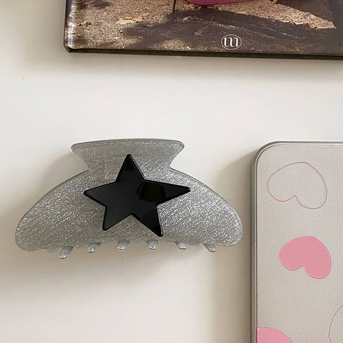 FIVE-POINTED STAR HIGH-VALUE HAIRPIN