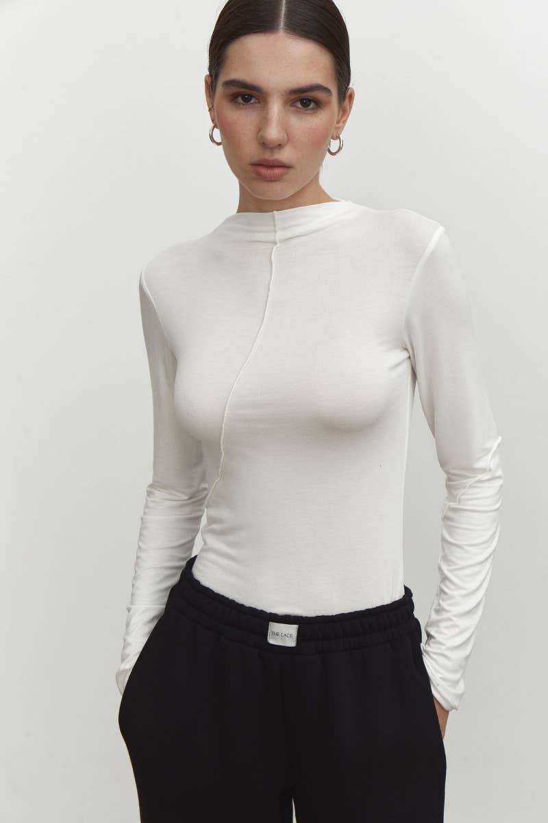 CWTBLL1714_HALF HIGH-NECK SLIM-FIT LONG-SLEEVED TOP