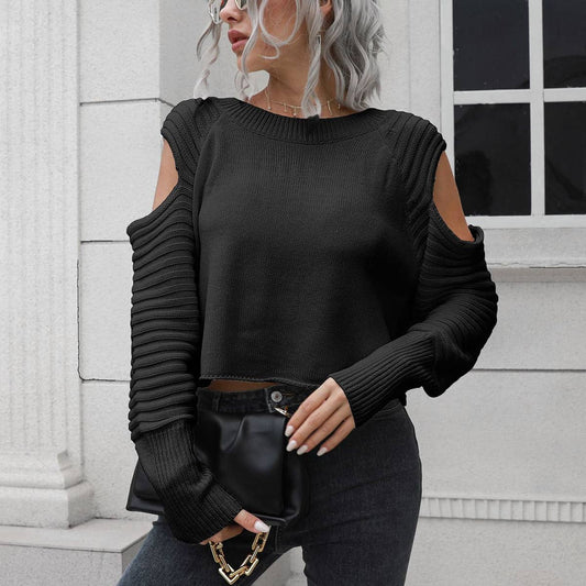 DESIGN OFF-THE-SHOULDER LONG-SLEEVED SWEATER