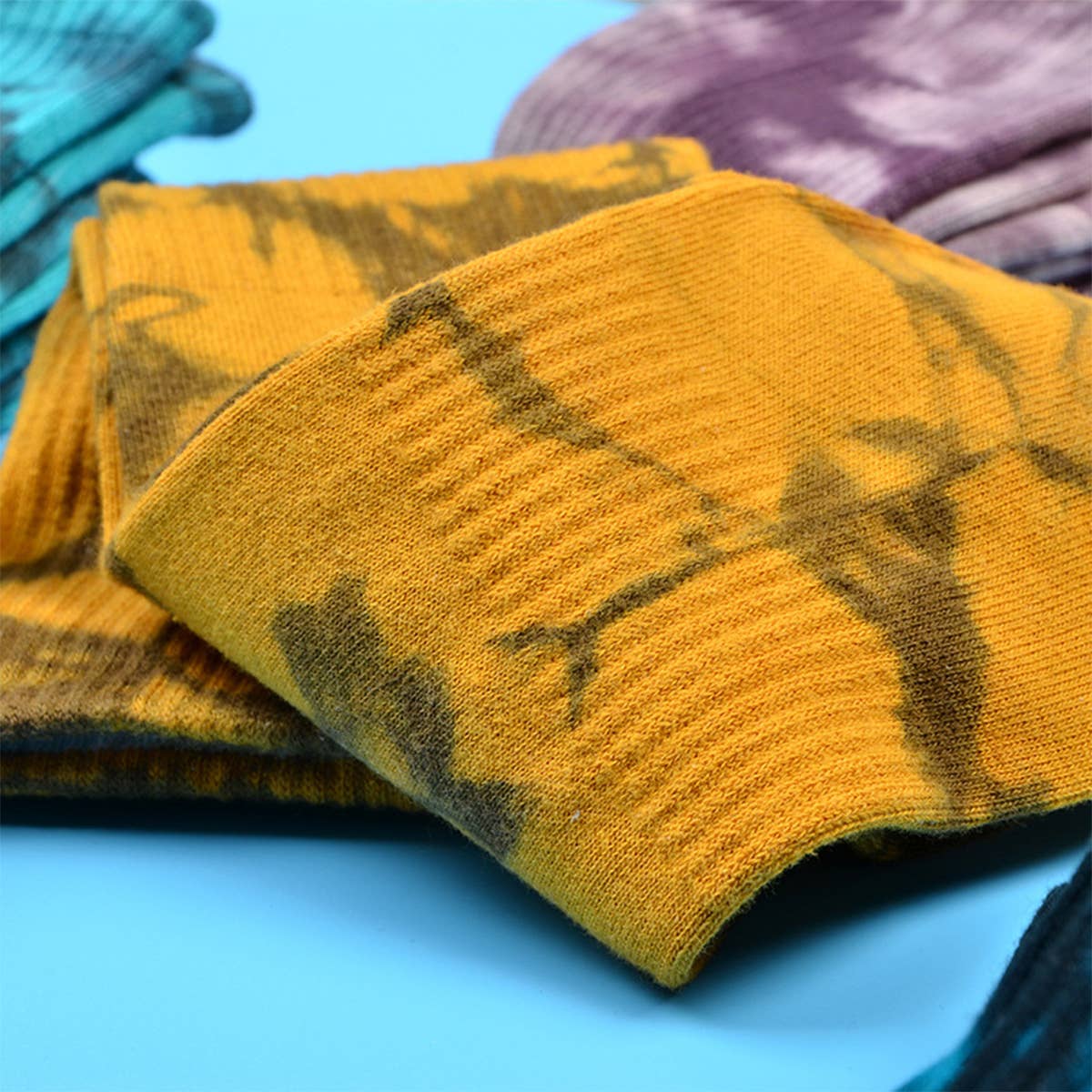 TIE-DYED STREET SKATEBOARD SOCKS