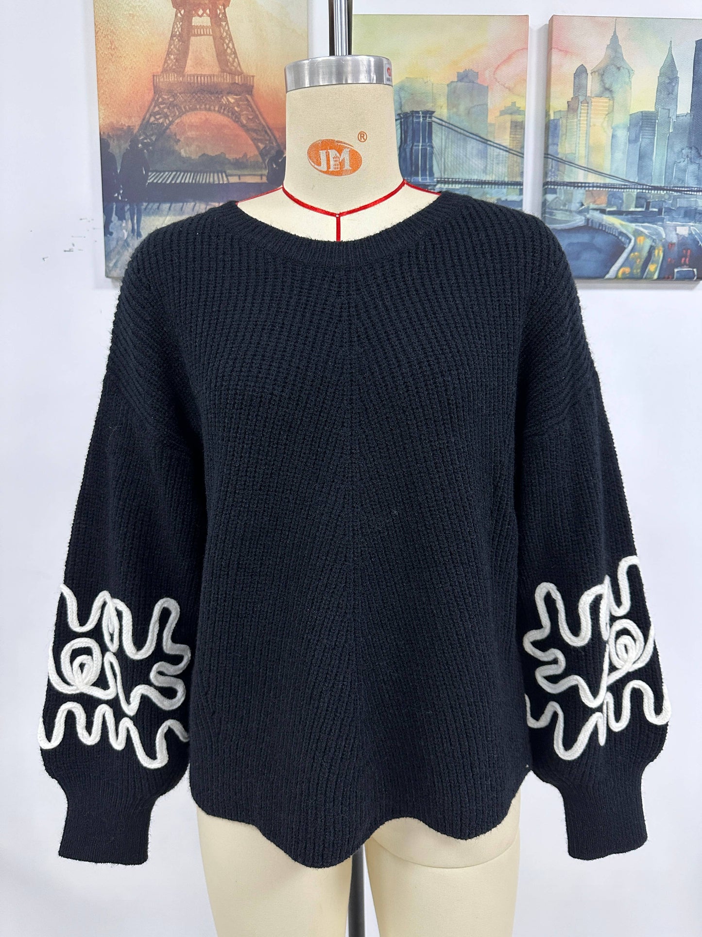 Fashionable jacquard round-neck knitted sweater