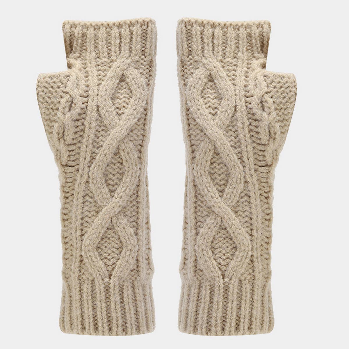 CABLE KNIT HAT, SCARF AND GLOVES THREE-PIECE SET_CWAH1580