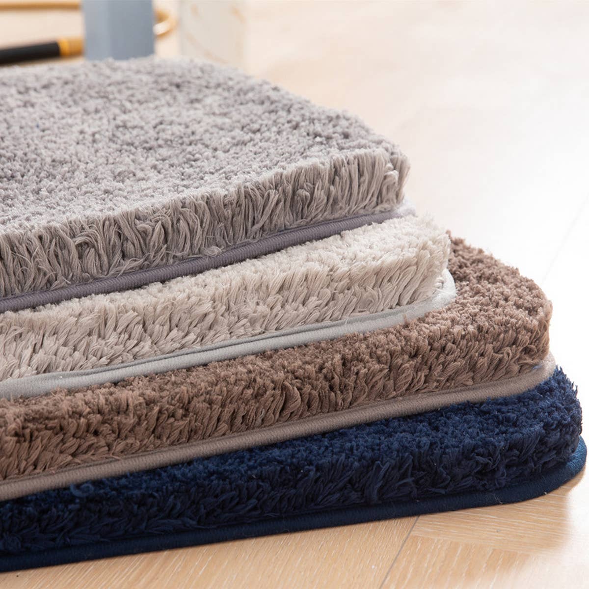 WATER-ABSORBENT NON-SLIP THICK BATHROOM MAT