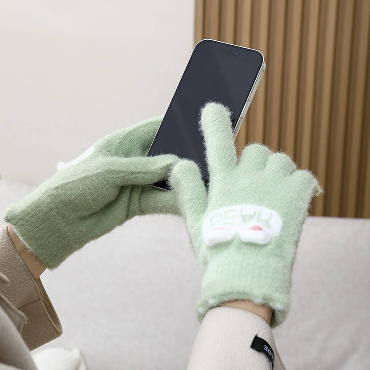 ANTI-PILLING AUTUMN AND WINTER TOUCH SCREEN GLOVES_CWAG0191