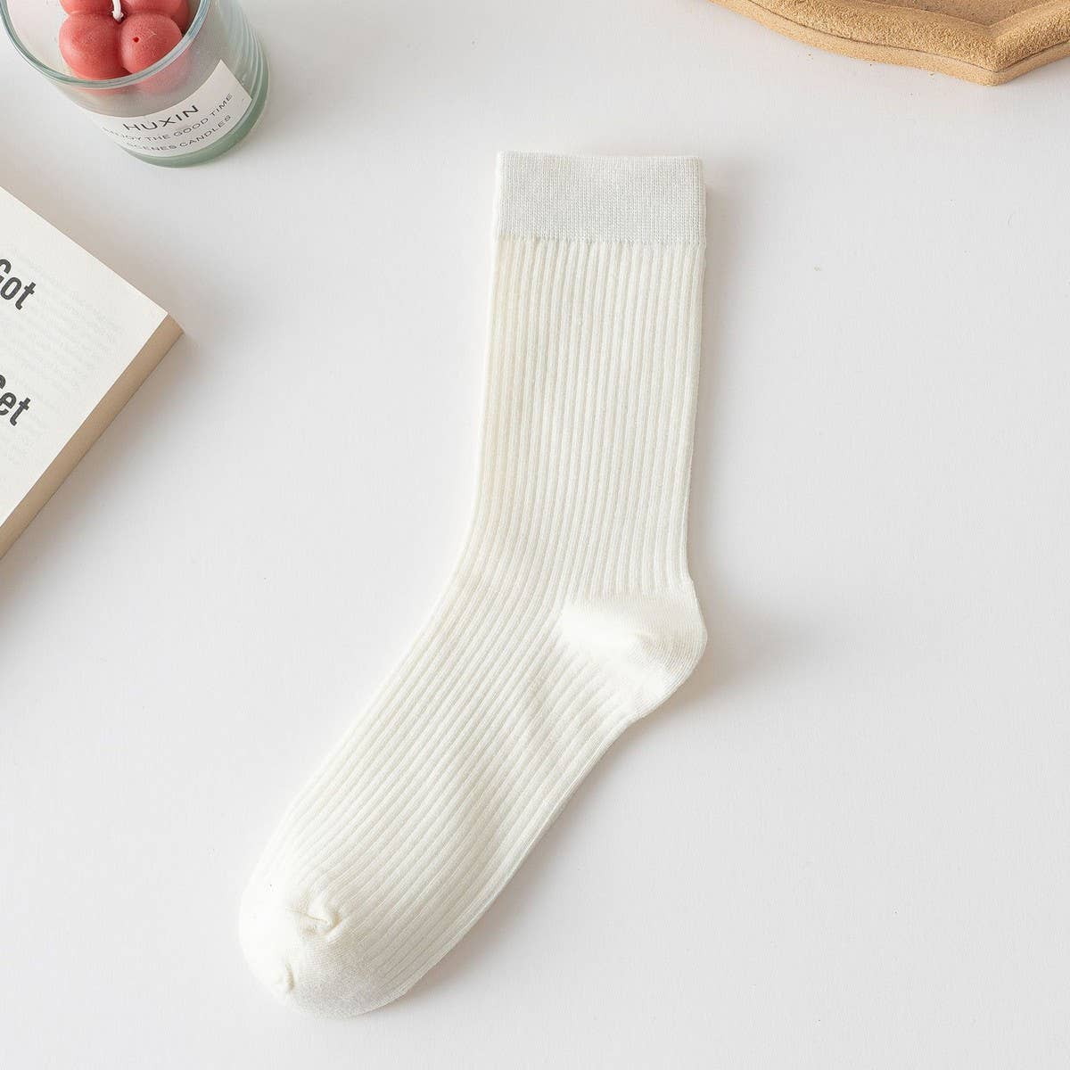 AUTUMN AND WINTER NEW ARRIVALS MID-CALF SOCKS_CWMS0898