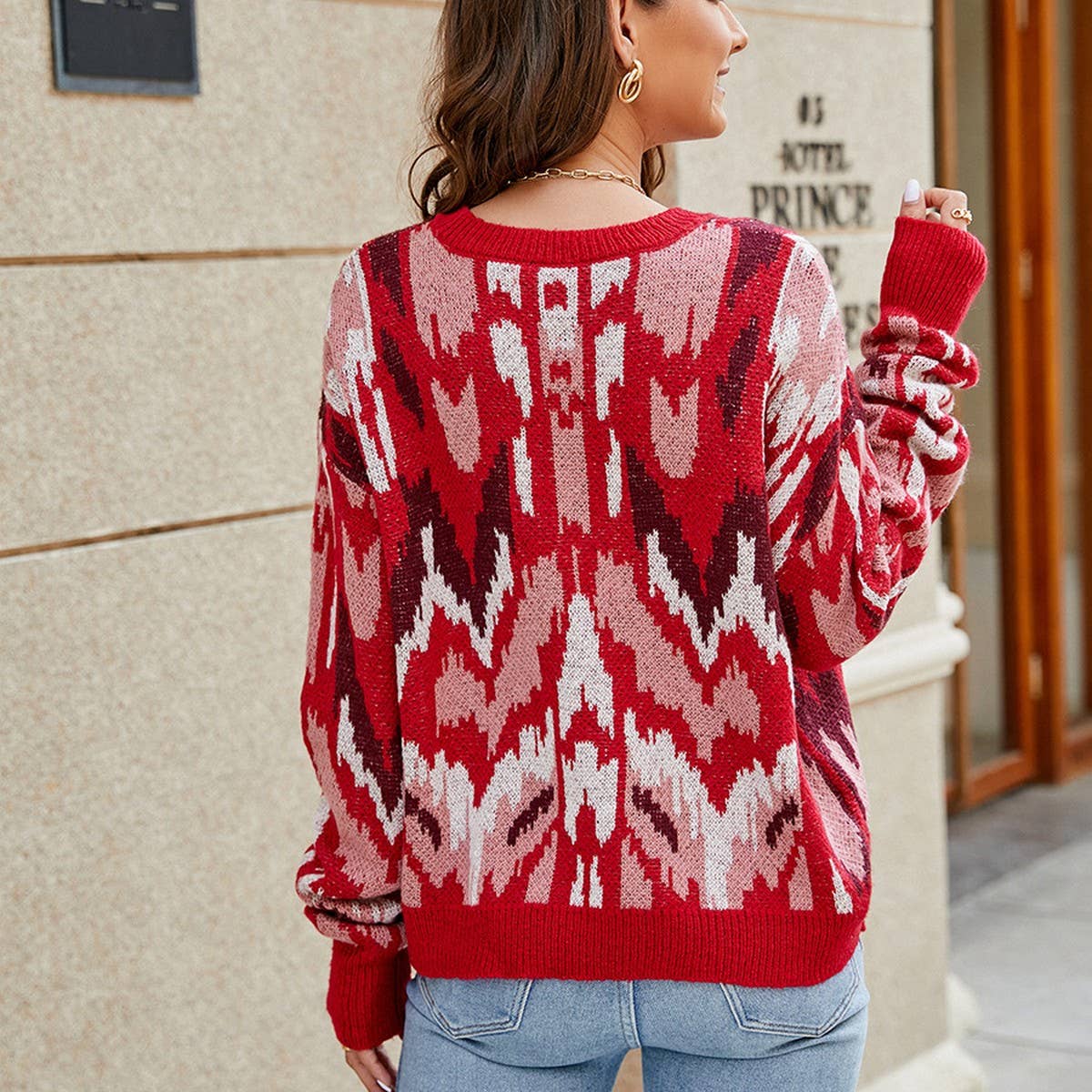 Color contrast jacquard loose long-sleeved sweater