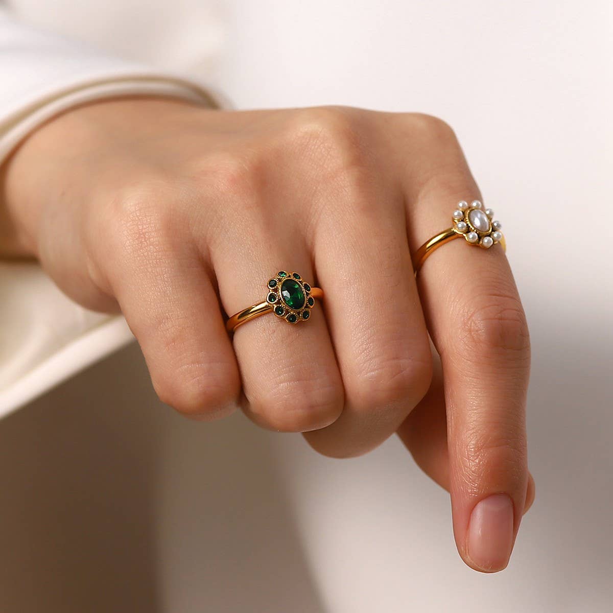 SUNFLOWER VERSATILE STAINLESS STEEL RING