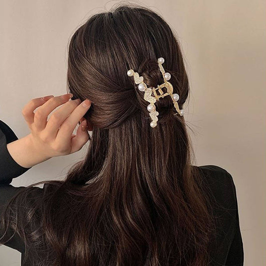 FULL DIAMOND HEART PEARL SHARK CLIP HAIRPIN