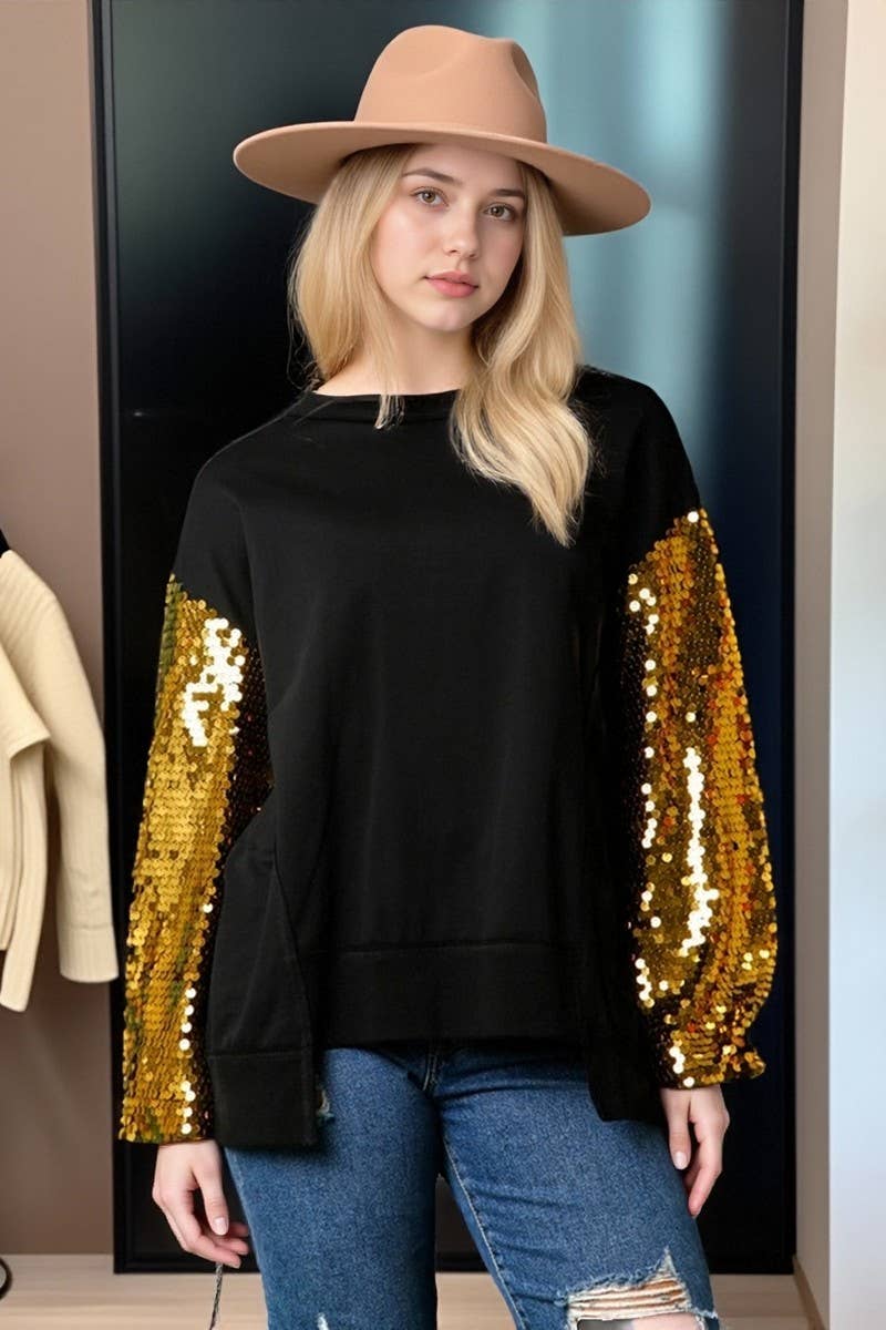 CWTBLL01265_CHRISTMAS SEQUIN SLEEVE PATCH SWEATSHIRT