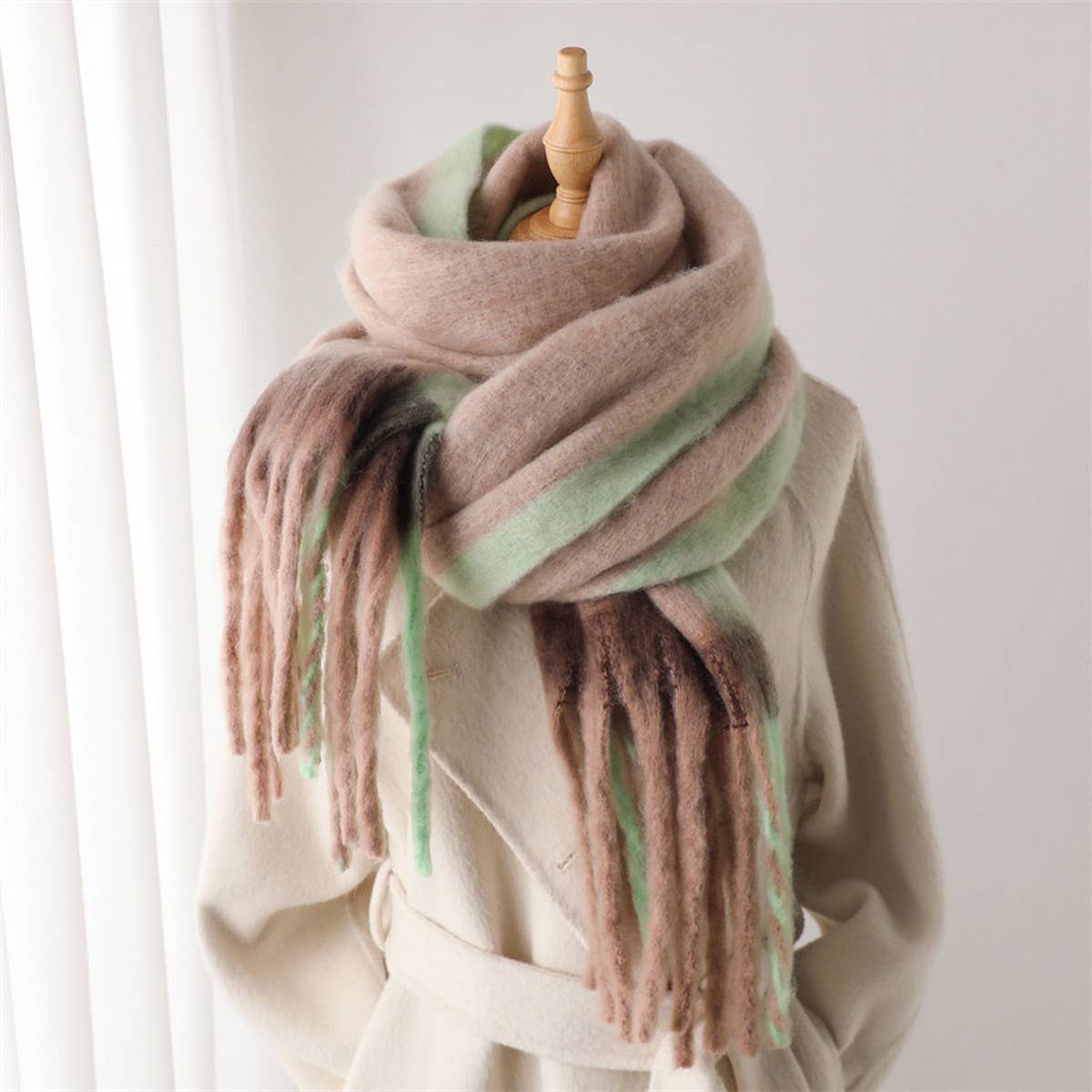 Loopy Yarn Ombre Scarf with Soft Tassels