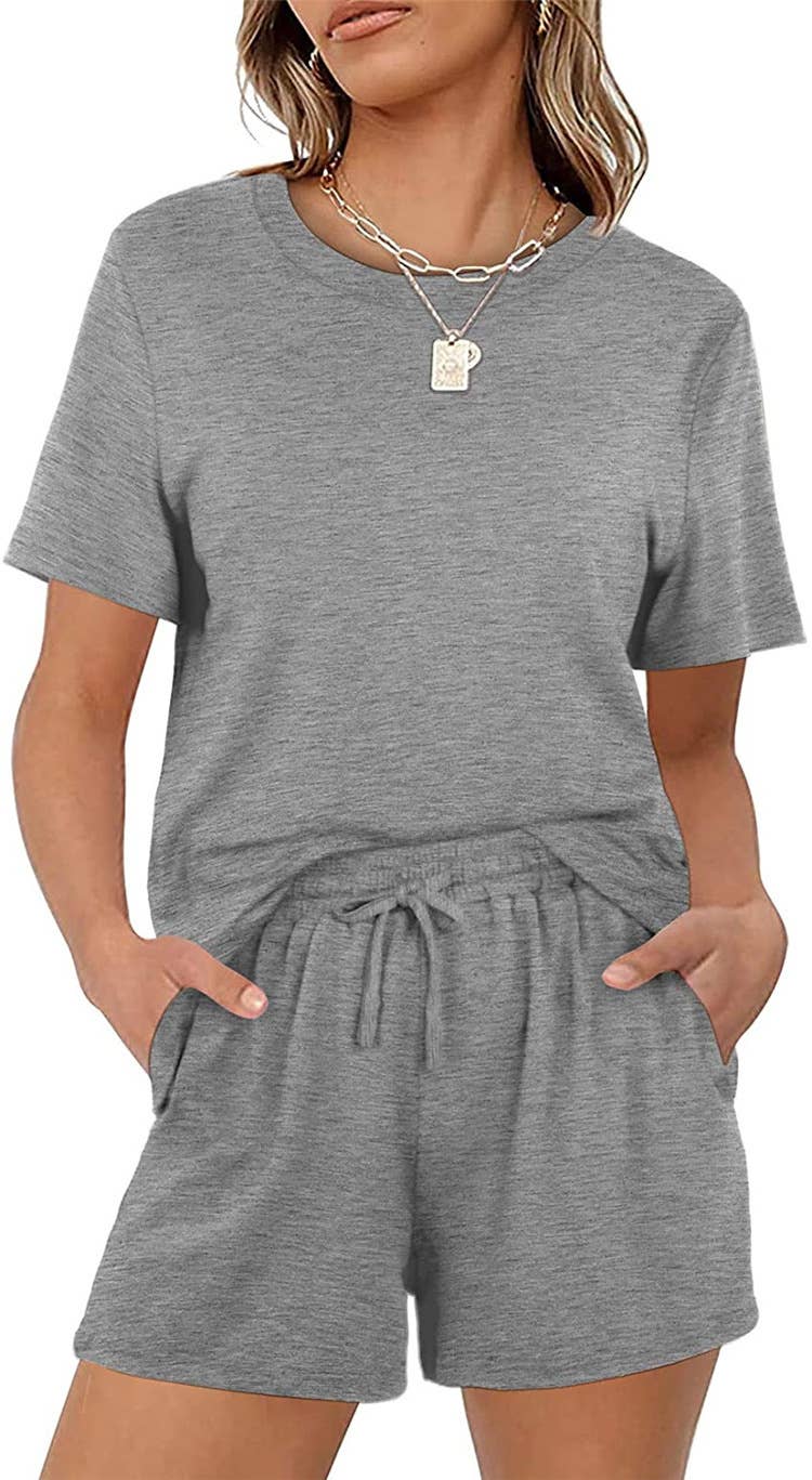 Casual elastic-lace-up pocket shorts suit