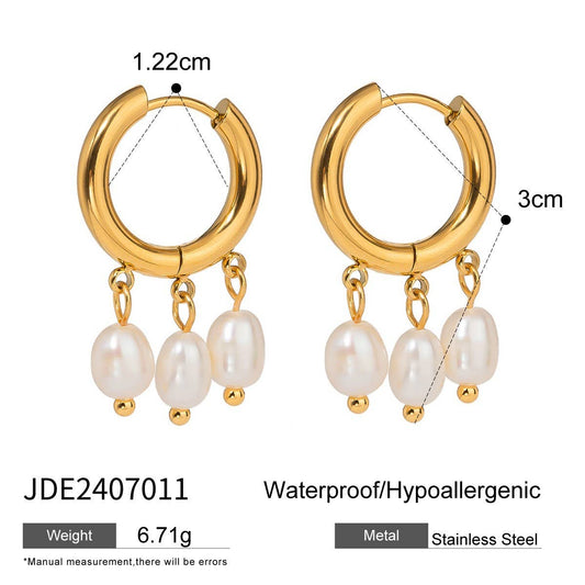 Elegant Pearl Bracelet and Stud Earrings Set