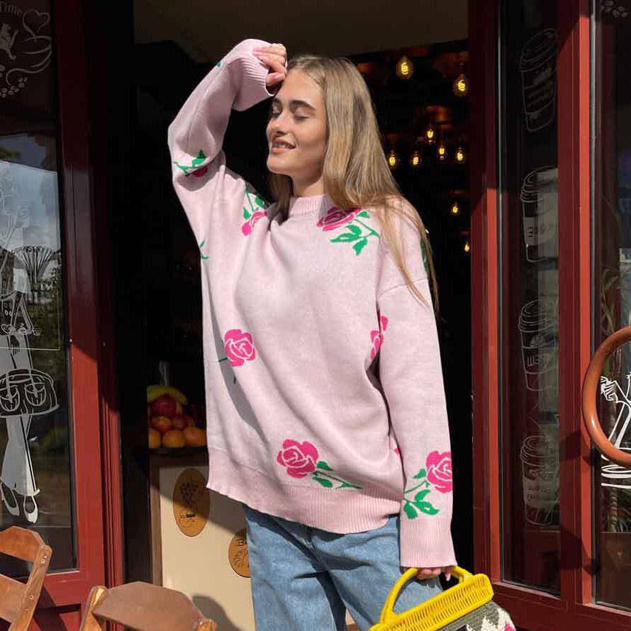 CREW-NECK ROSE JACQUARD KNIT PULLOVER SWEATER