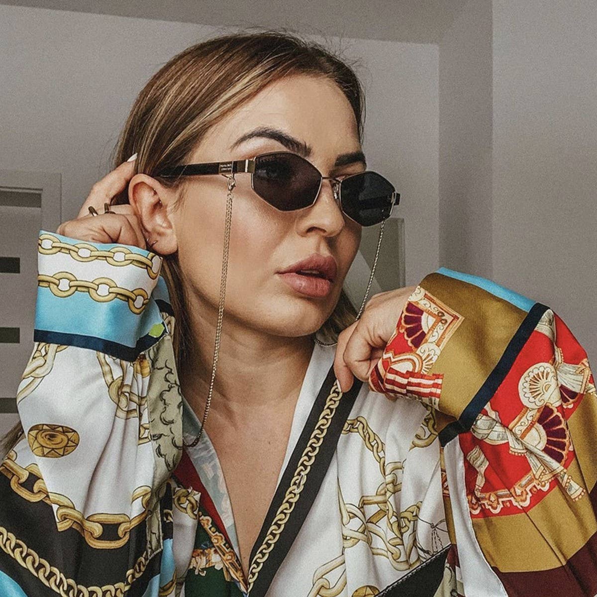 FASHION CHAIN IRREGULAR FRAME SUNGLASSES_CWASG0609