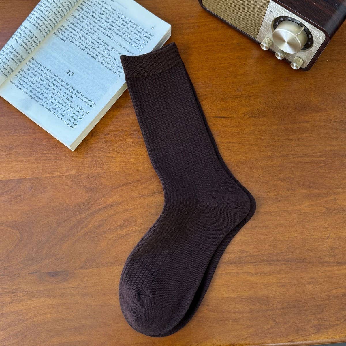 NEW COTTON VERTICAL STRIPED BONELESS PILE SOCKS
