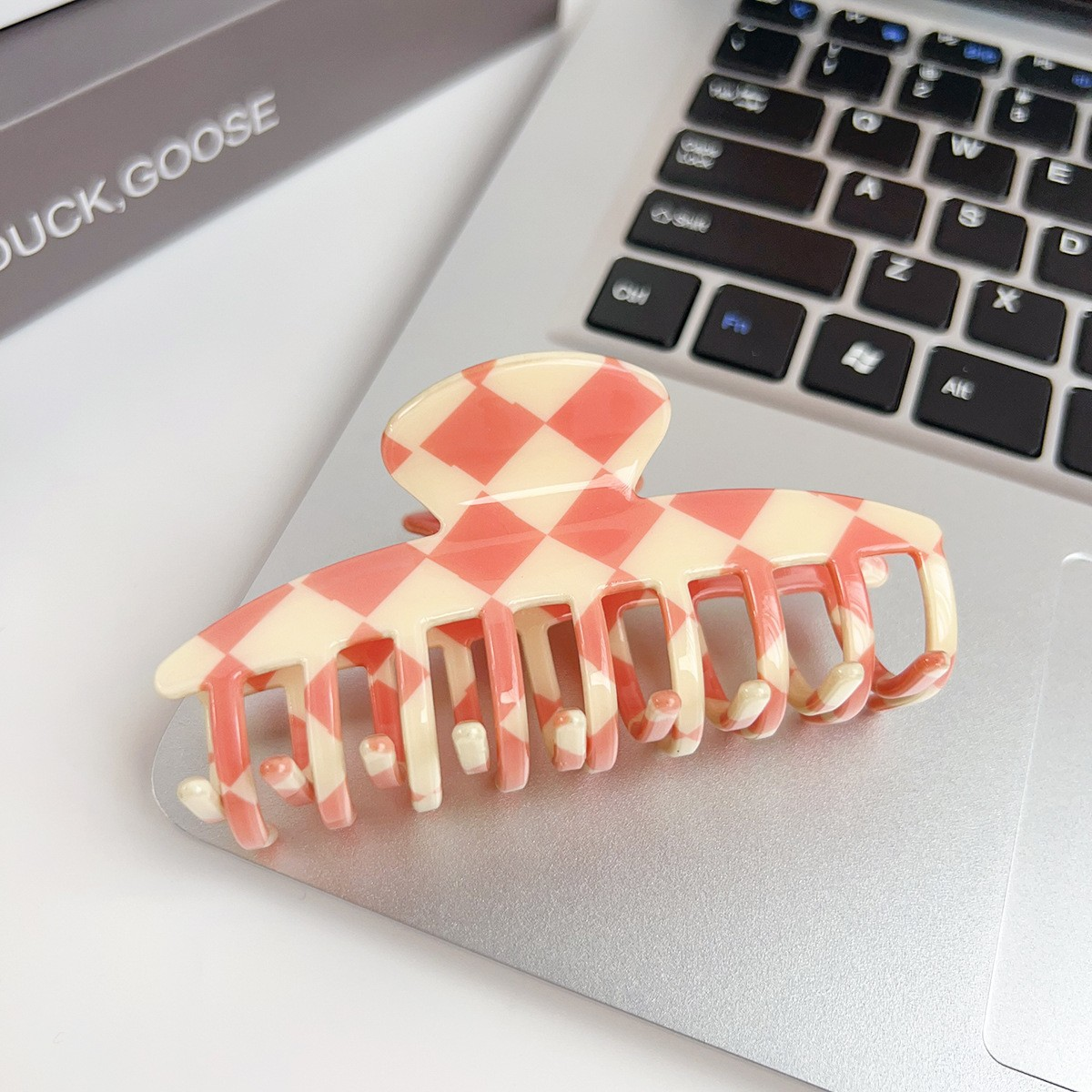 Checkerboard Hair Claw ??Candy Color Acetate Look_CWAHA0395
