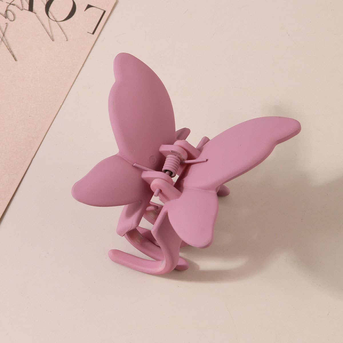 Matte Butterfly Hair Claw Clip ? Strong & Stylish_CWAHA0087