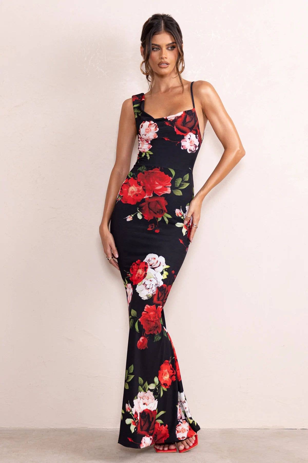 Elegant socialite hot girl halter dress