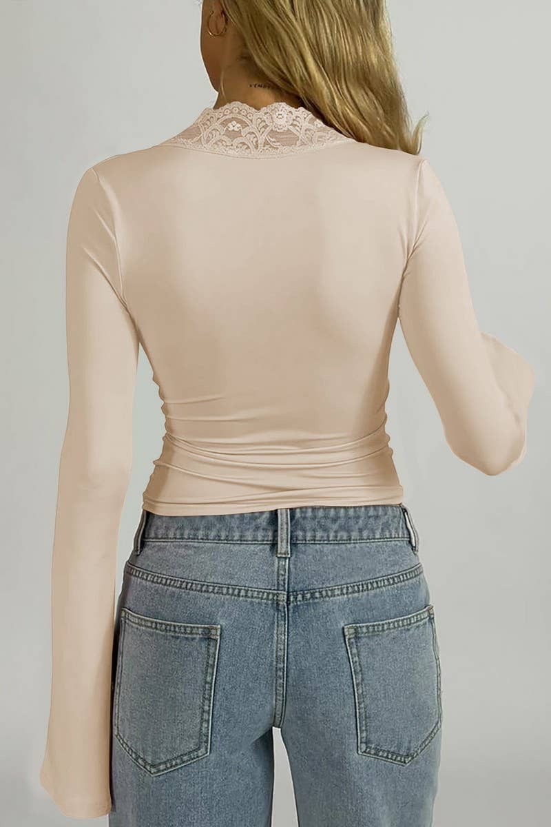 CWTBLL3700_V-NECK LACE STITCHING LONGSLEEVED BOTTOMING SHIRT