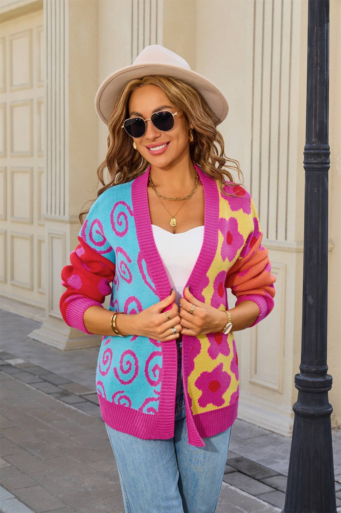 Color-blocking loose,buttonless knitted cardigan