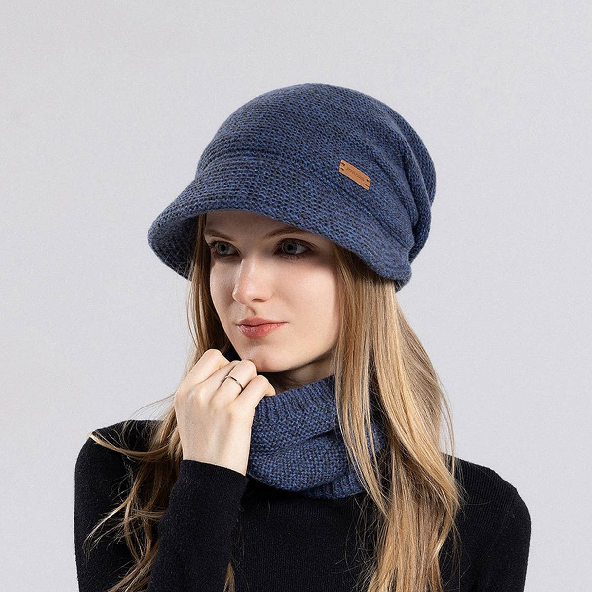 WINTER WARM KNITTED HAT AND SCARF SET