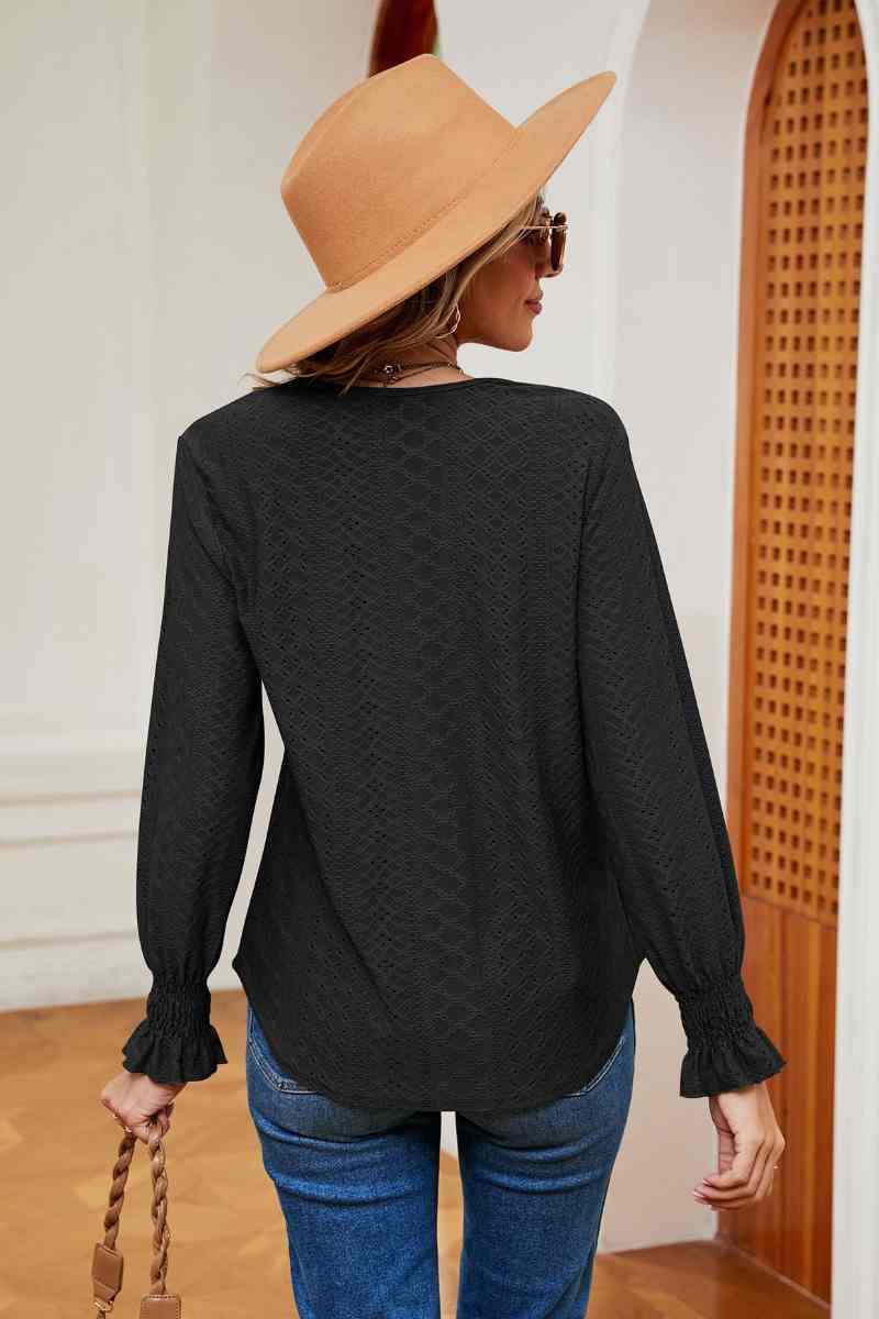 CWTBLL2837_V-NECK LACE PATCHWORK LONG-SLEEVED TOP