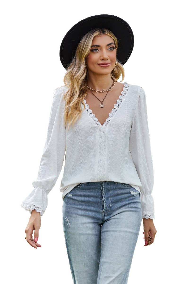 CWTBLL3685_PULLOVER V-NECK LACE LONG-SLEEVED T-SHIRT