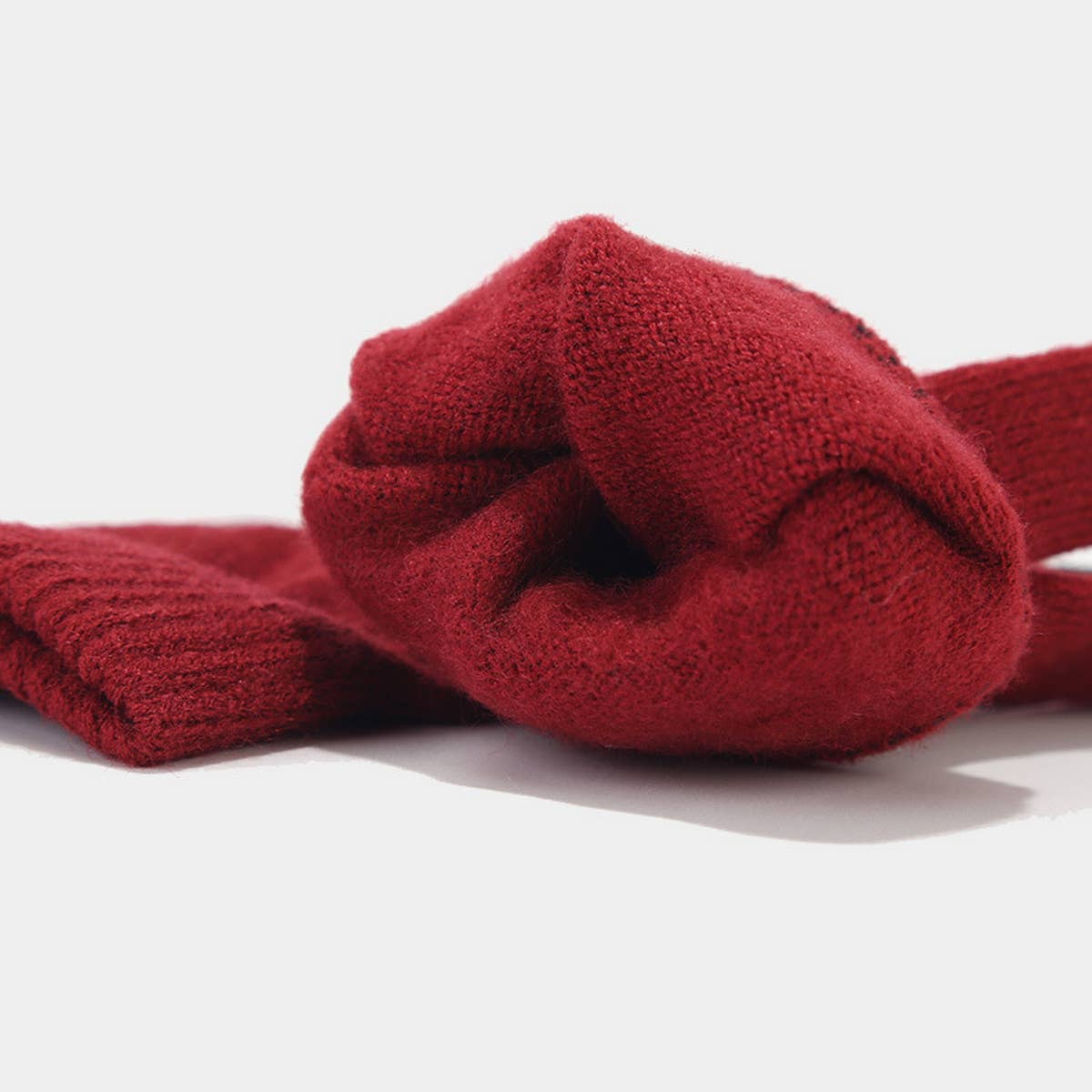 THREE-PIECE SET WITH FLEECE HAT, SCARF AND GLOVES_CWAH1624