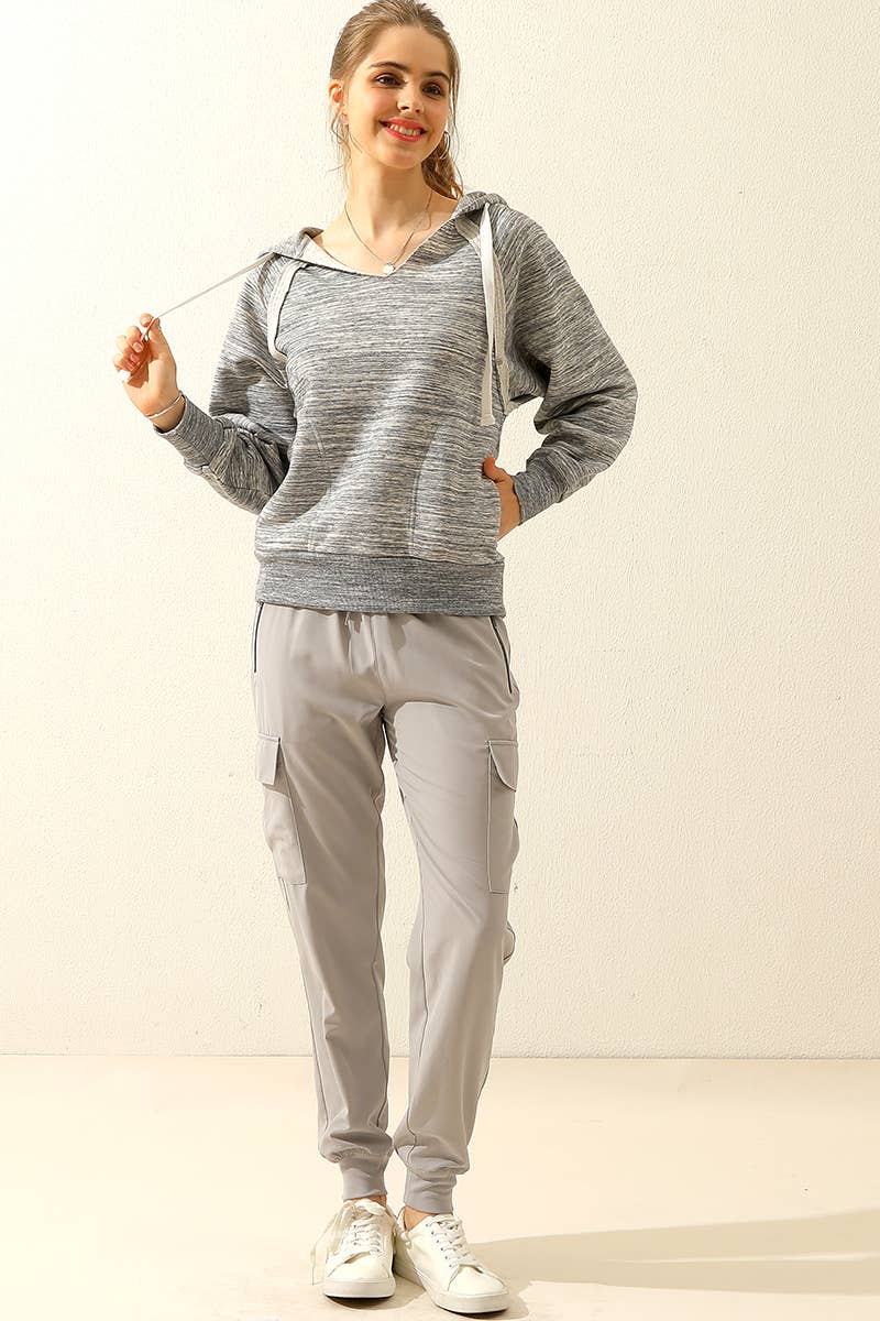 CWOHOL411-P_PLUS SIZE HOODIE SWEATSHIRT WITH FRONT POCKETS