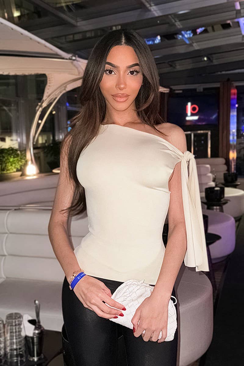 CWTBLL3315_SOLID COLOR ONE SHOULDER RIBBON SLEEVELESS TOP