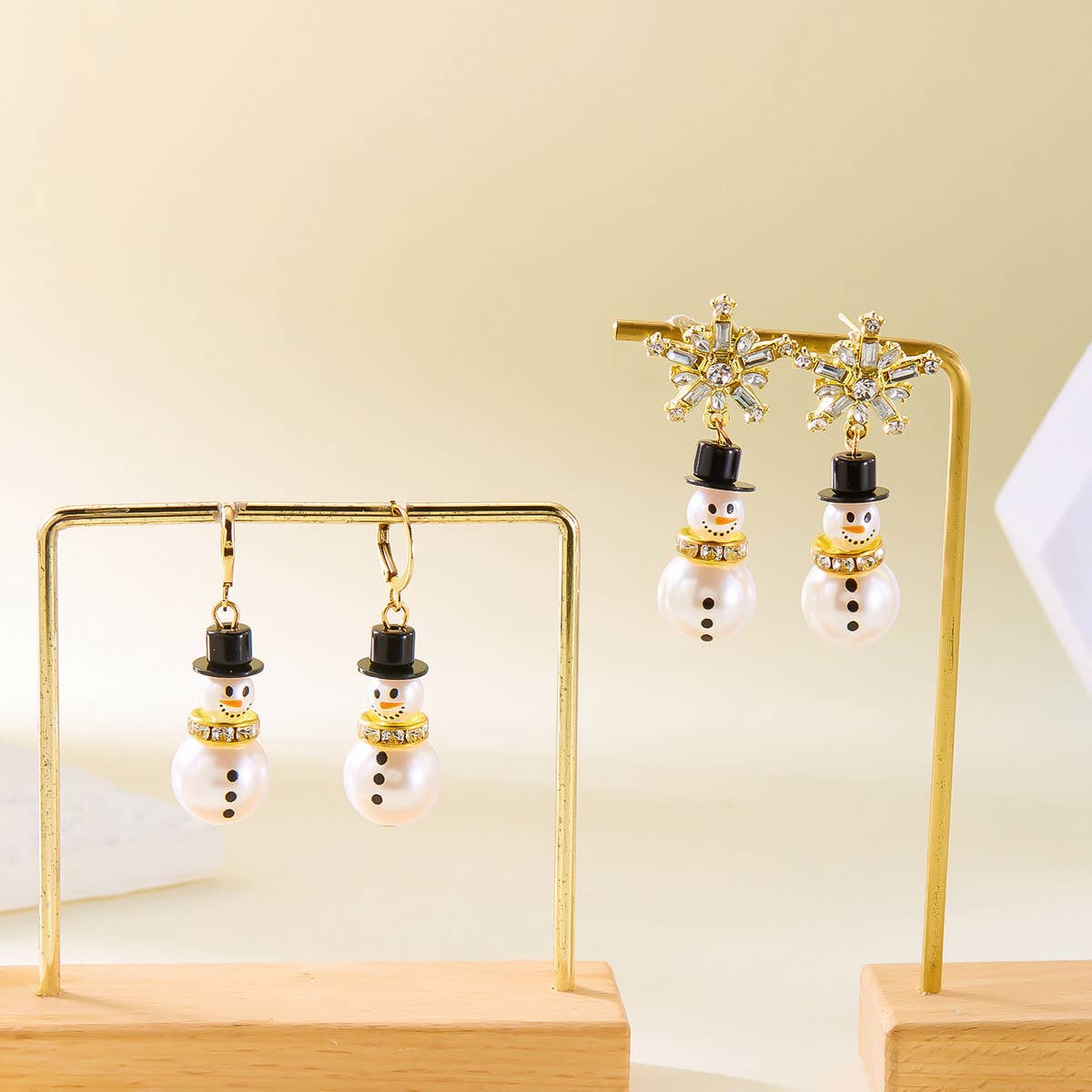 NEW CHRISTMAS DIAMOND SNOWFLAKE PEARL EARRINGS