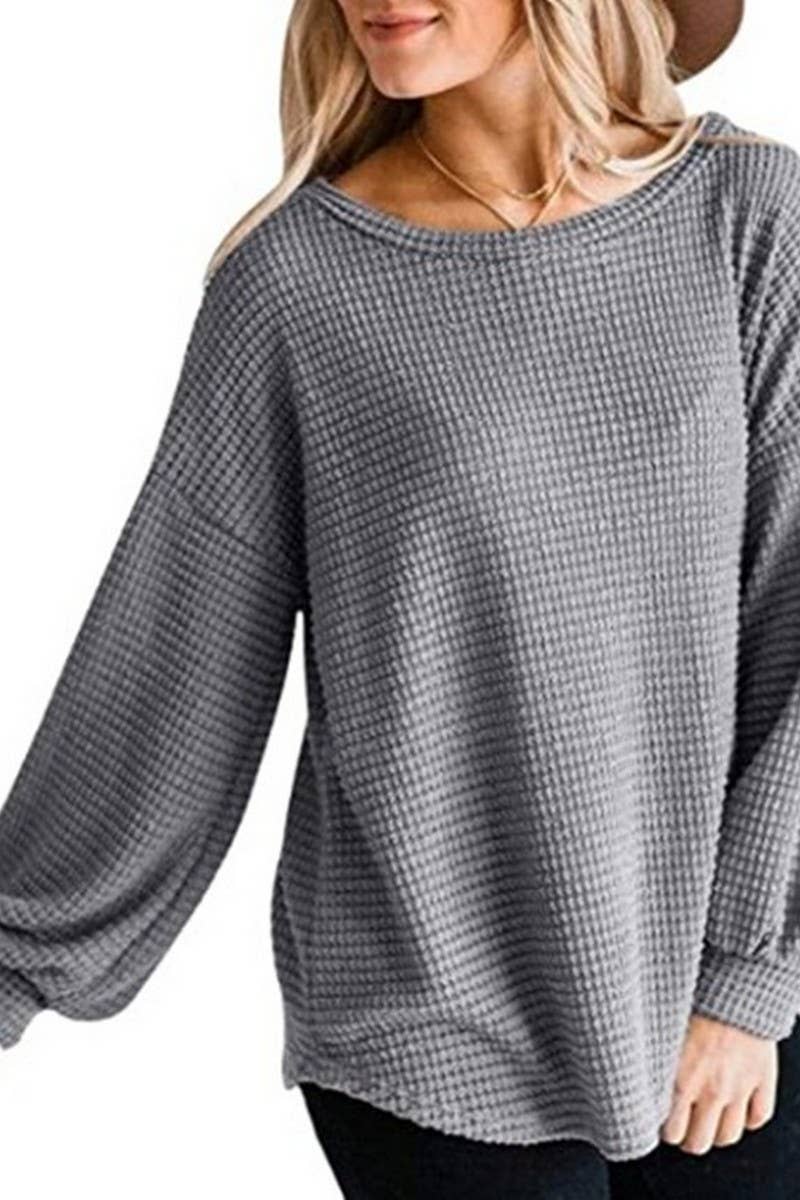 Casual pullover with round neck lantern sleeves