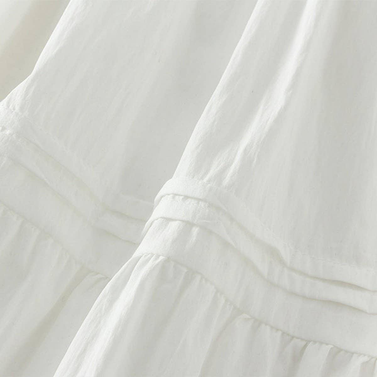 SWEET MIDI SKIRT WITH LACE TRIM