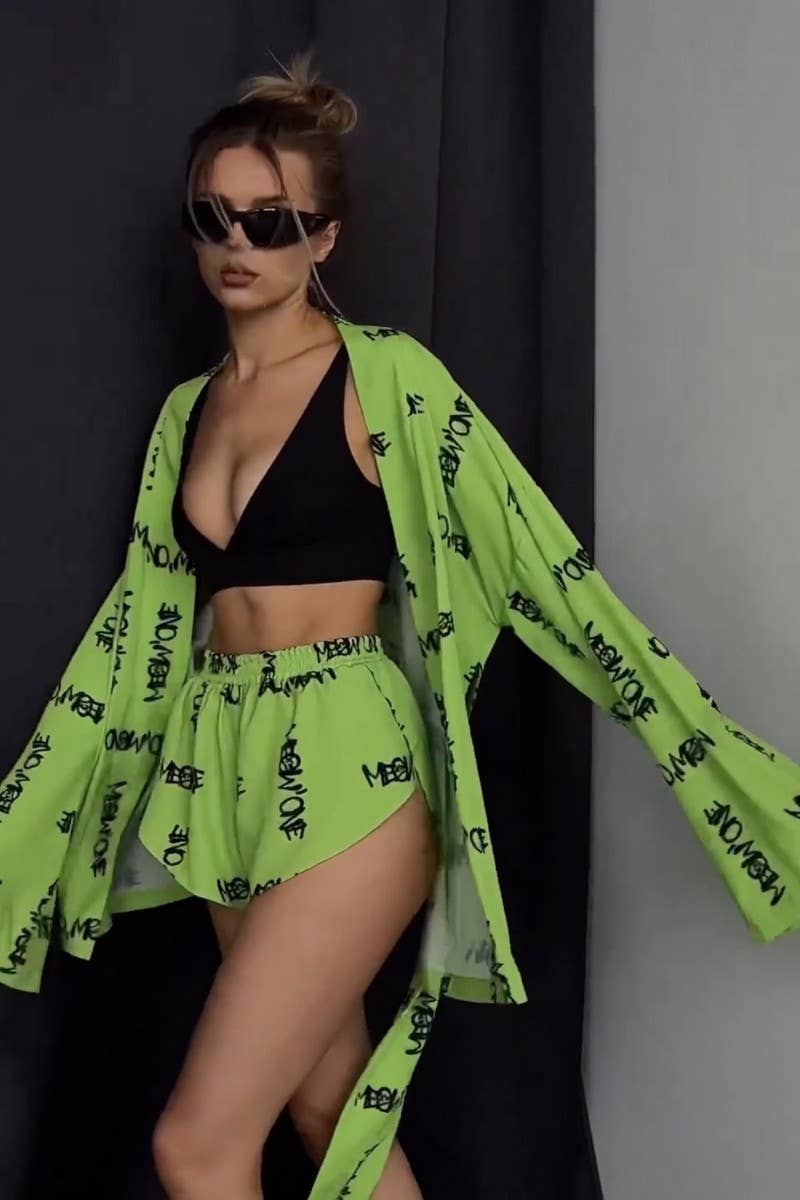 CWSTB1346_LONG-SLEEVED PRINTED TIE TOP AND SHORTS SET