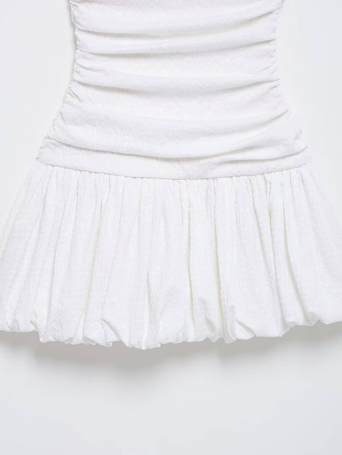 Contrast color one line collar short dress