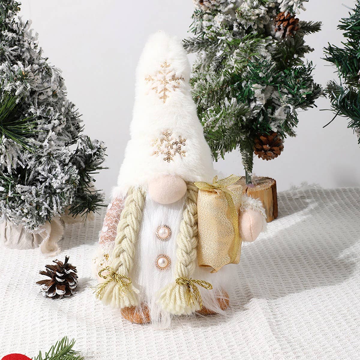 CHRISTMAS LONG BEARD PLUSH HAT WITH LIGHT ORNAMENT