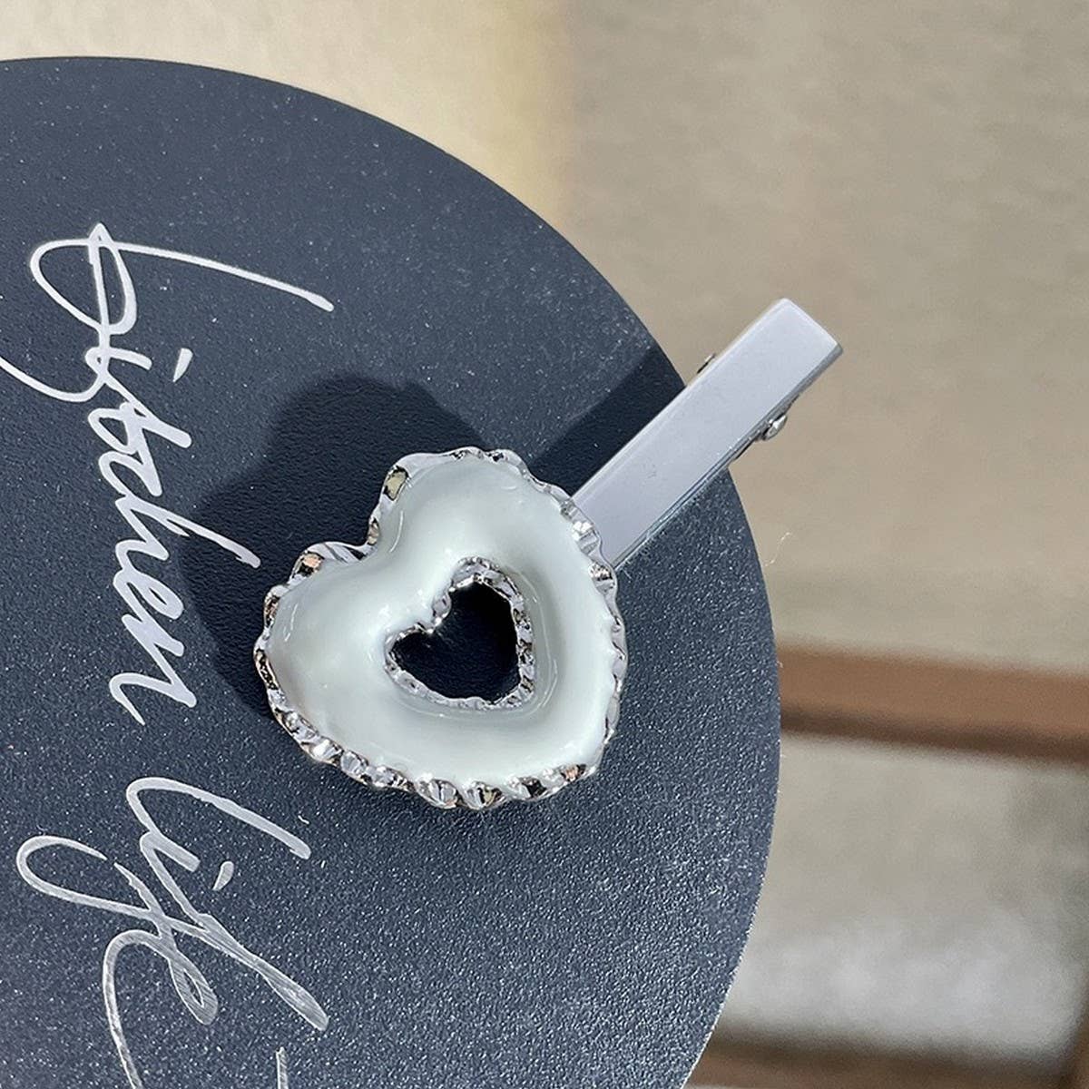 METAL ROSE HAIRPIN SIDE BANGS DUCKBILL CLIP