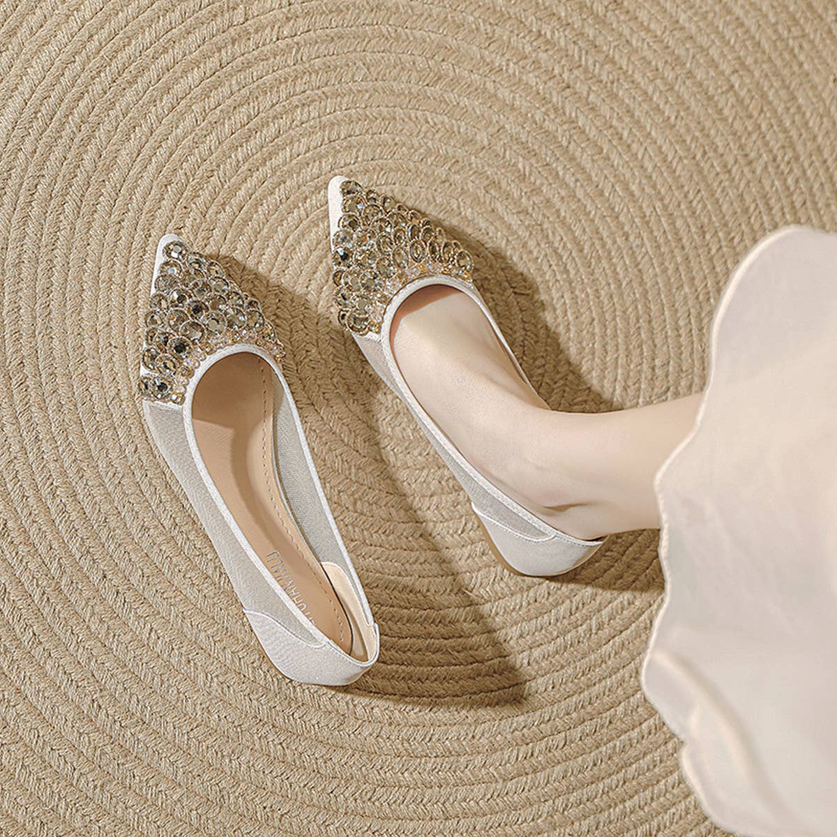 WOMEN FASHION DIAMOND MESH CRYSTAL FLAT SHOES