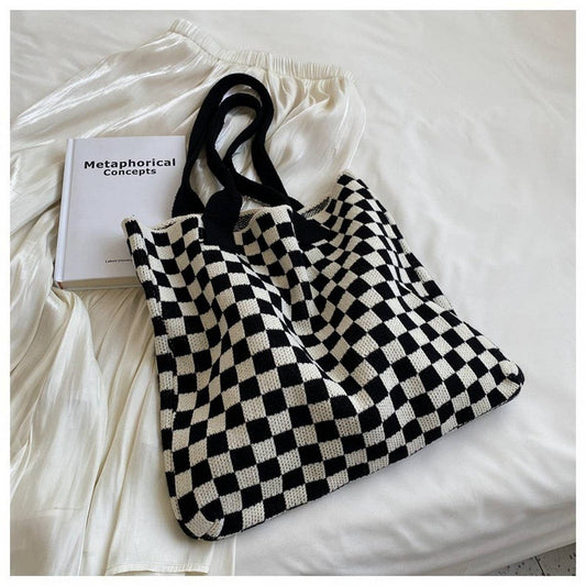 CWAB1950_PLAID PATTERN KNITTED TOTE BAG
