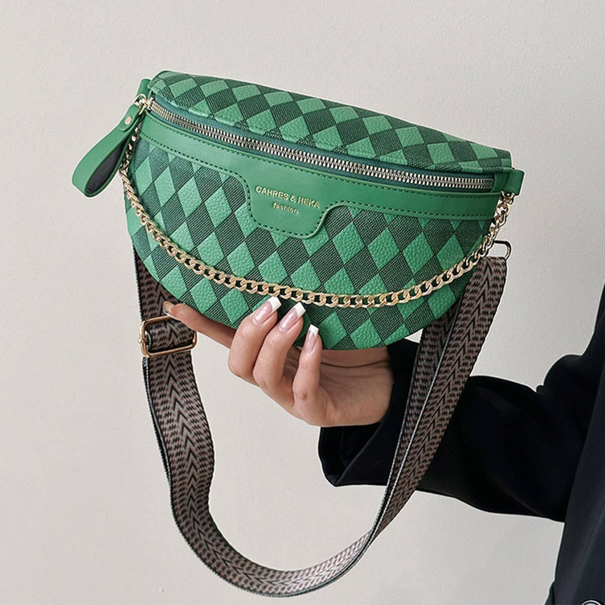 Checkered Chain Strap PU Crossbody Chest Bag_CWAB0911