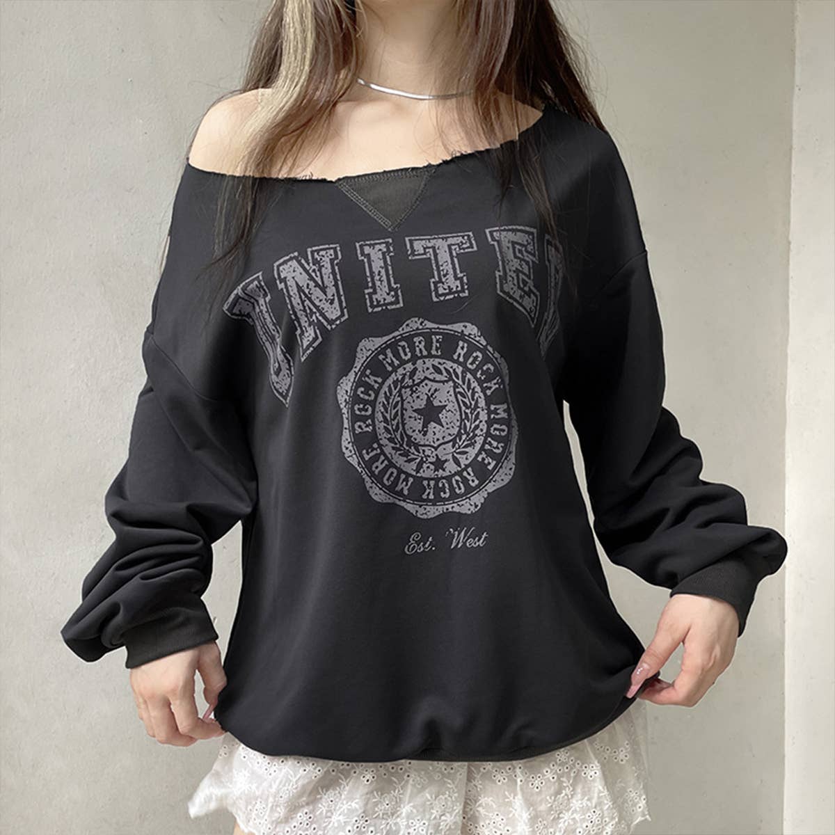 DARK PRINT LOOSE LARGE ROUND NECK PULLOVER HOODIE