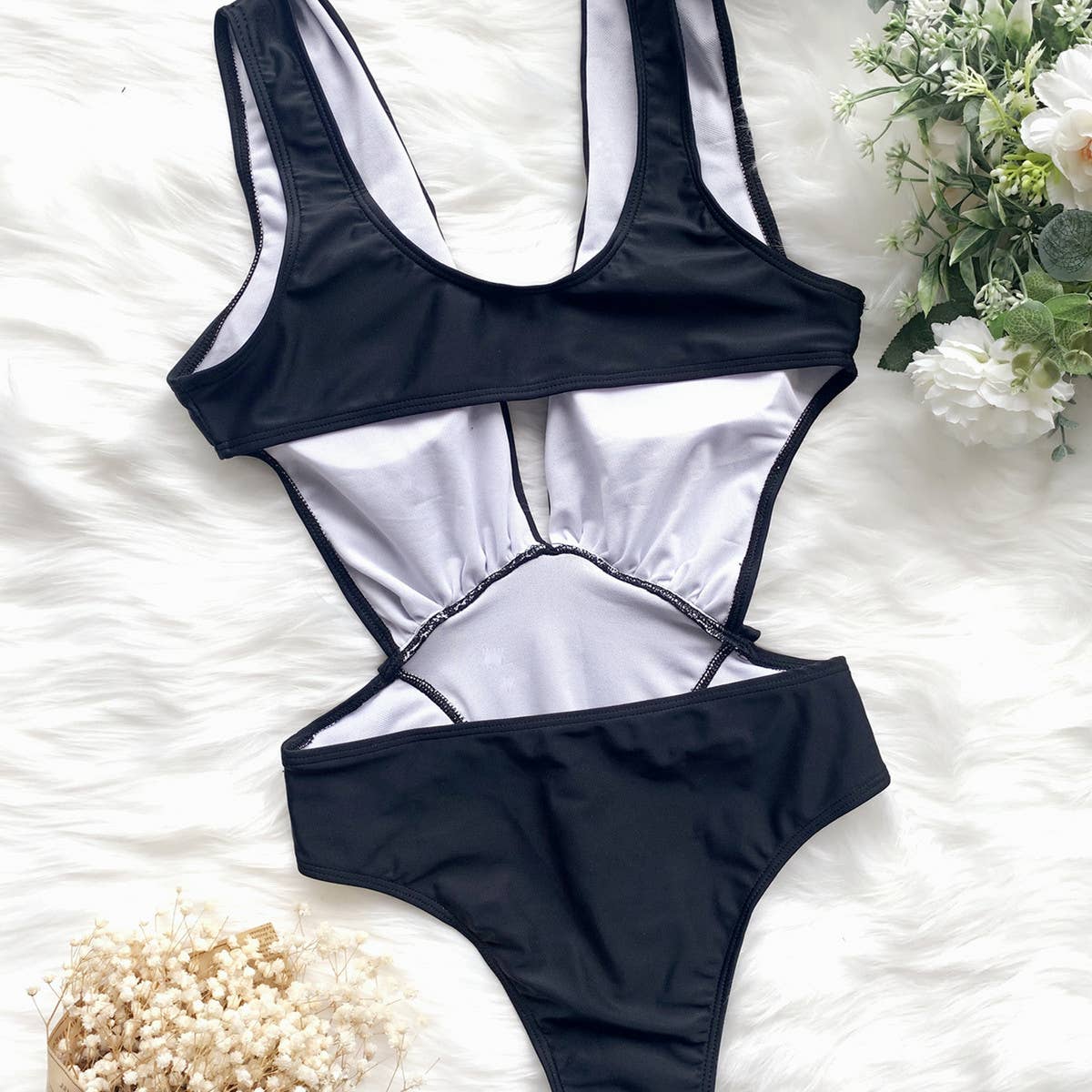 SEXY DEEP V ONE-PIECE SWIMSUIT